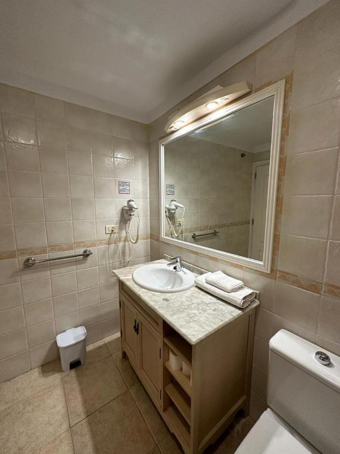 Sunny Apartment & Heated Pool Los Cristianos  Exterior foto